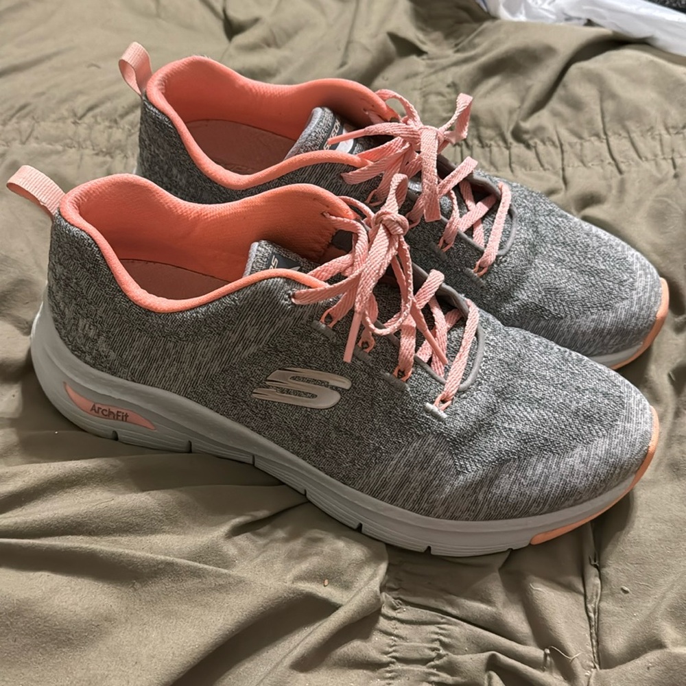 Grey and coral color sketchers walking shoes worn 1 time . Perfect condition